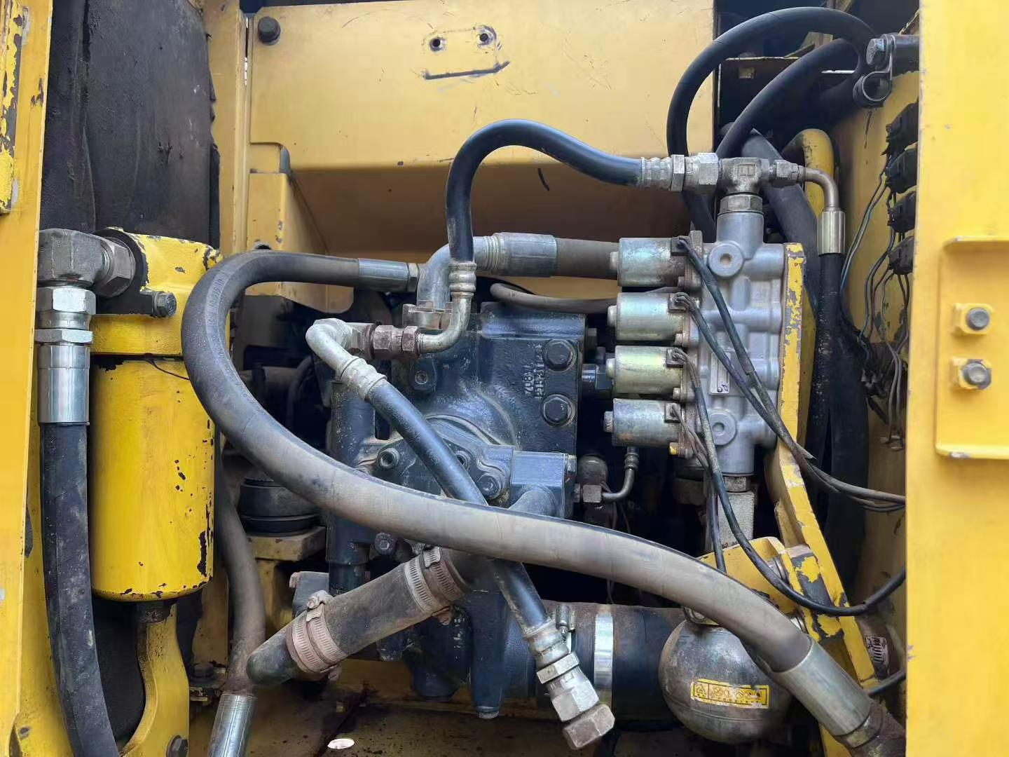 Buy Komatsu PC120-6 Used Excavator / 5