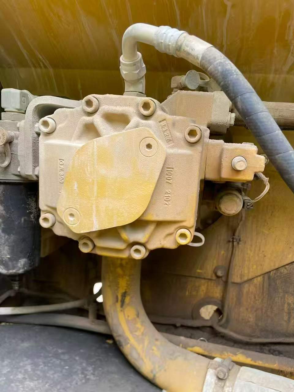 Buy Caterpillar 323 Used Excavator / 5 Buy Caterpillar 323 Used Excavator / 5