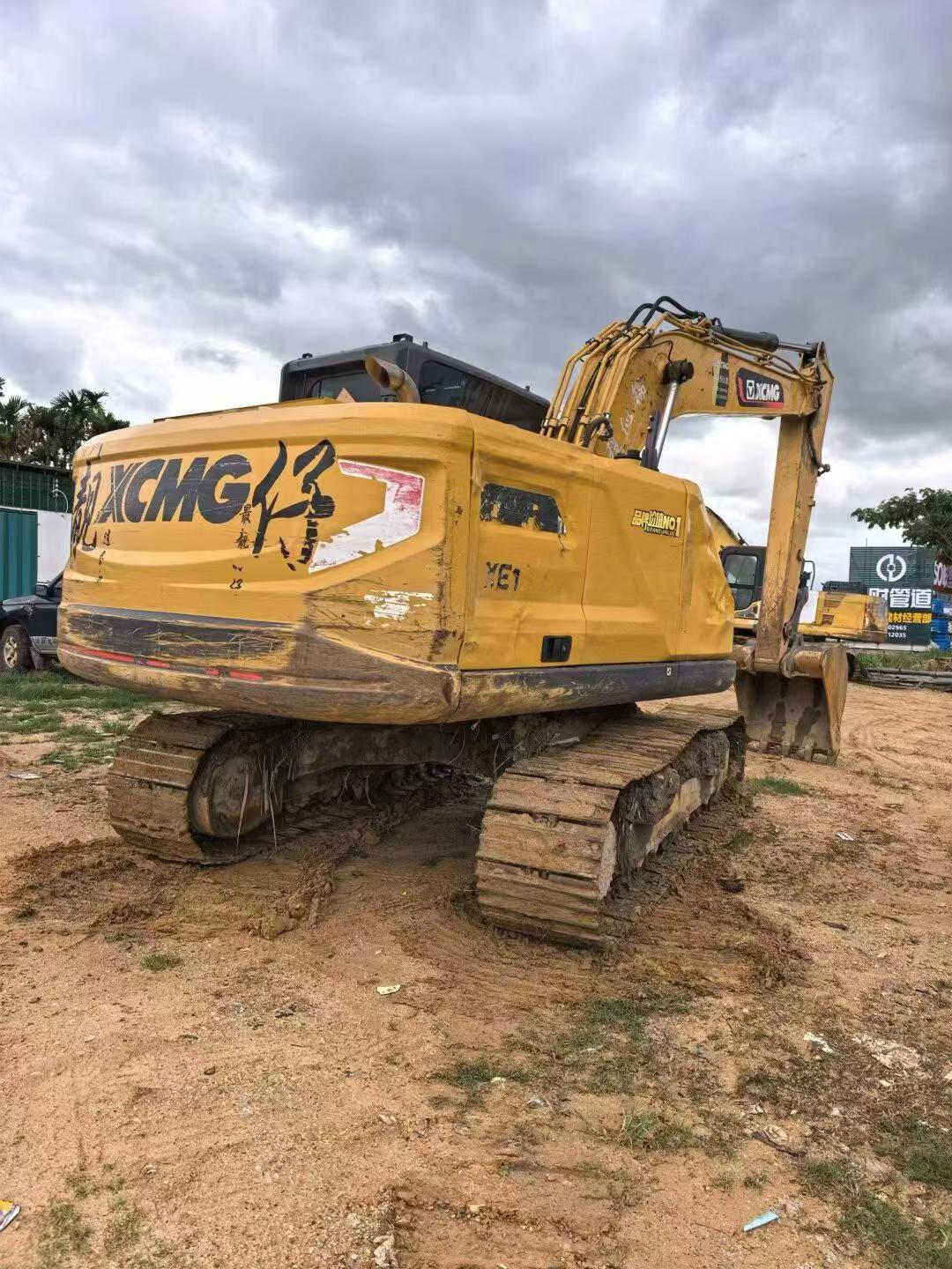 Buy XCMG XE135B Used Excavator / 2 Buy XCMG XE135B Used Excavator / 2