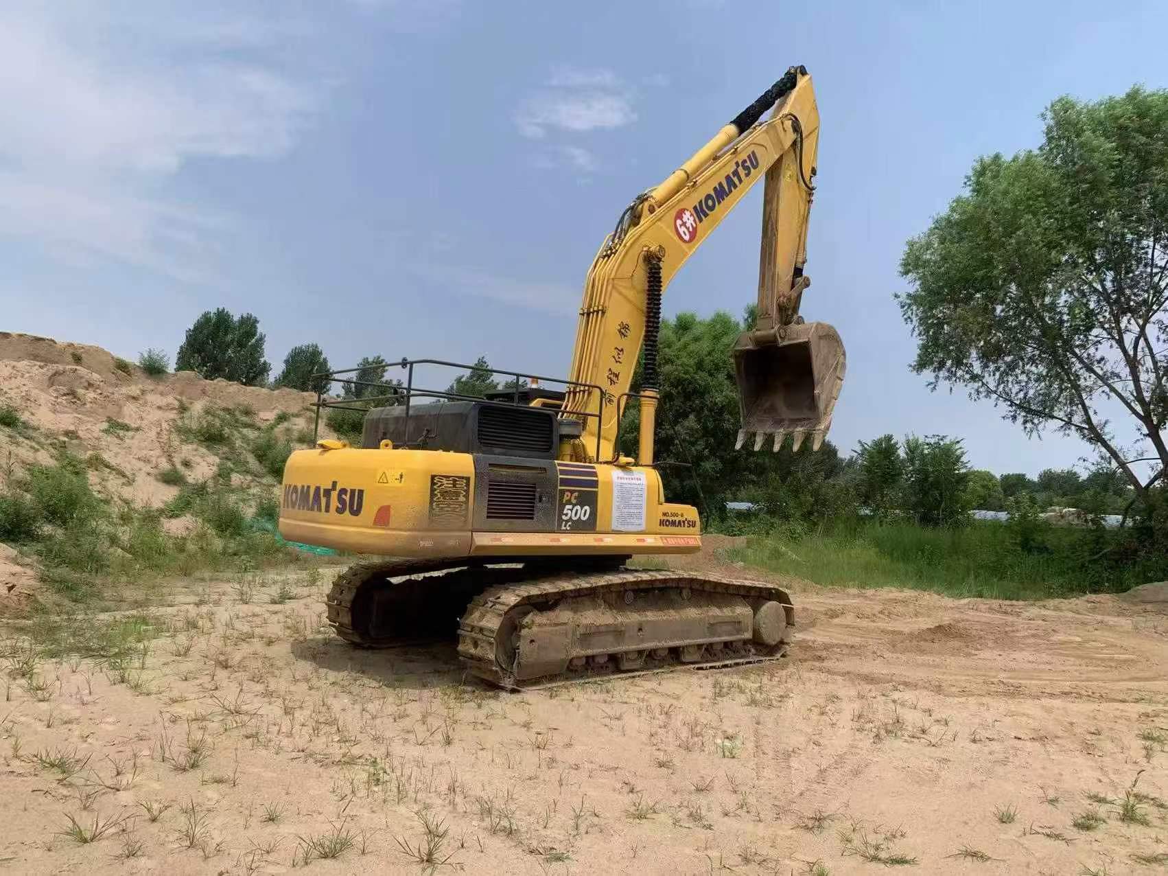 Buy Komatsu PC450-8 Used Excavator / 4 Buy Komatsu PC450-8 Used Excavator / 4