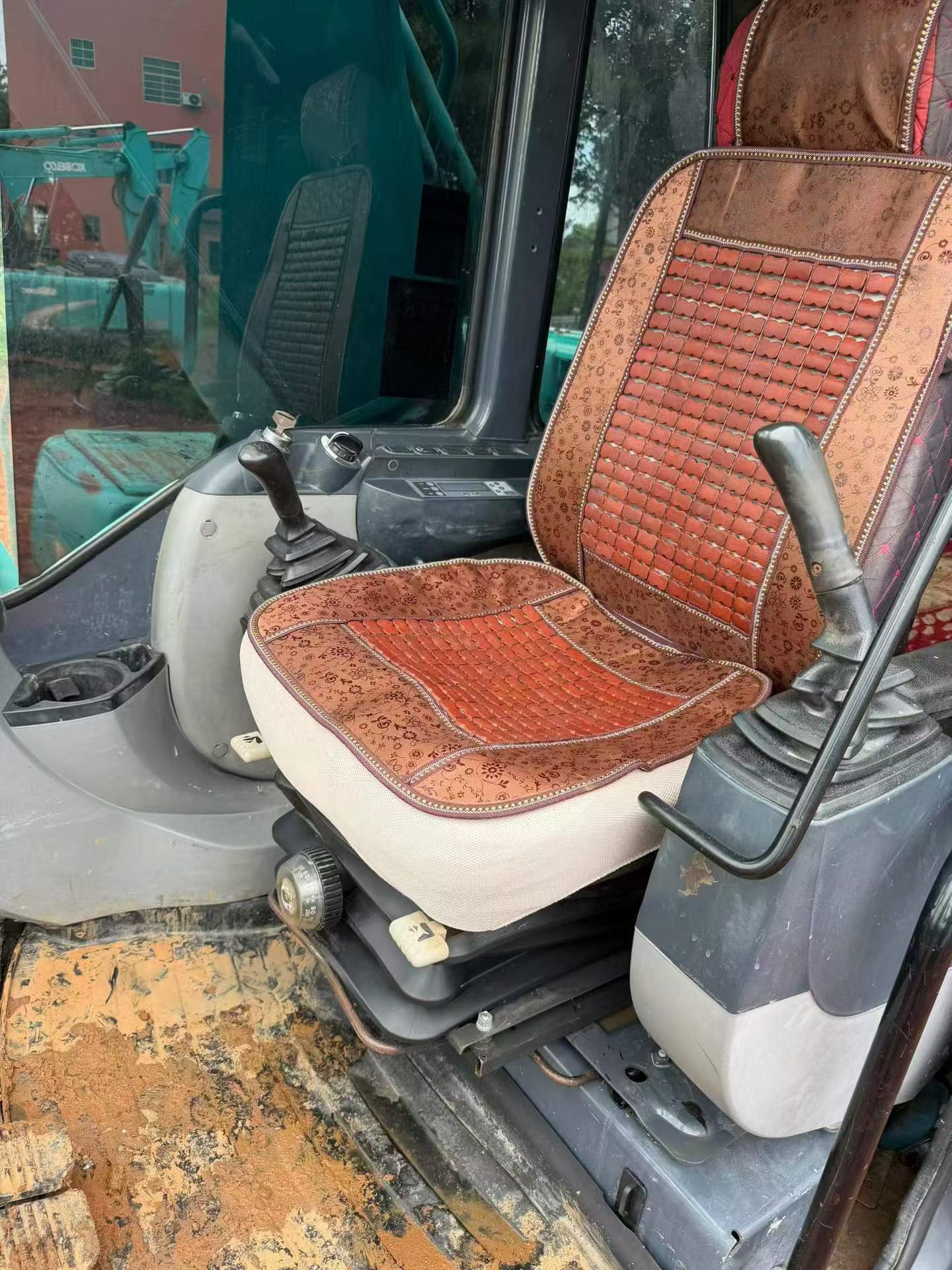 Buy Kobelco SK210 Used Excavator / 5 Buy Kobelco SK210 Used Excavator / 5