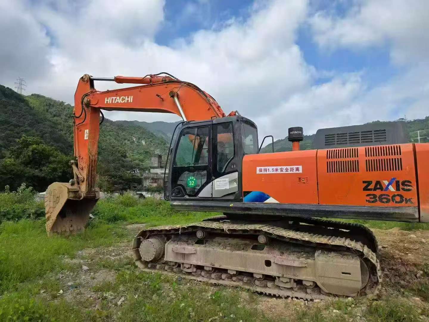 Buy Hitachi ZX360K-5A Used Excavator / 8 Buy Hitachi ZX360K-5A Used Excavator / 8