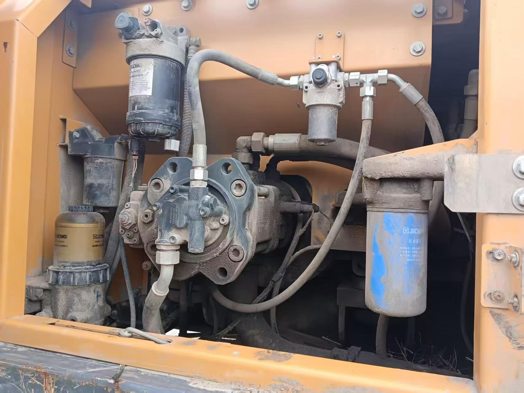 Buy XCMG XE200 Used Excavator / 3 Buy XCMG XE200 Used Excavator / 3