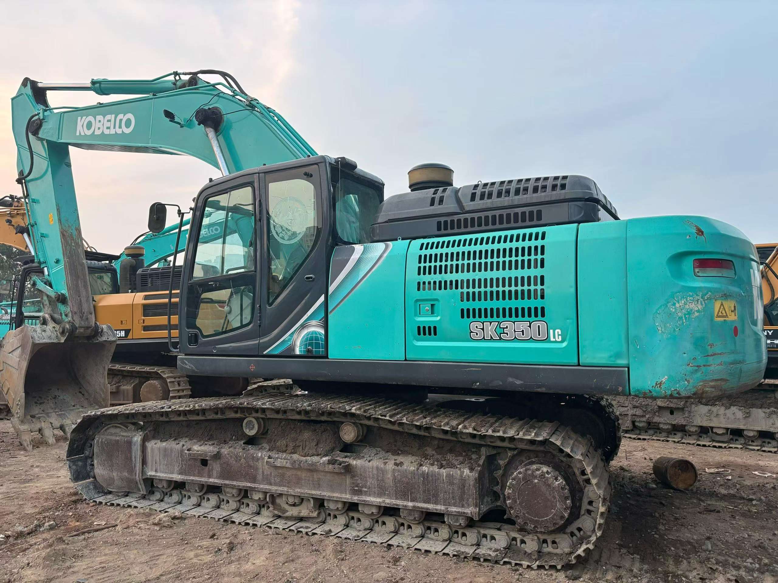 Buy Kobelco SK350-8 Used Excavator / 1