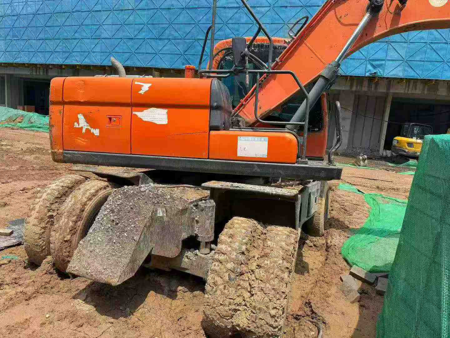 Buy Doosan DH150 Used Excavator / 9 Buy Doosan DH150 Used Excavator / 9