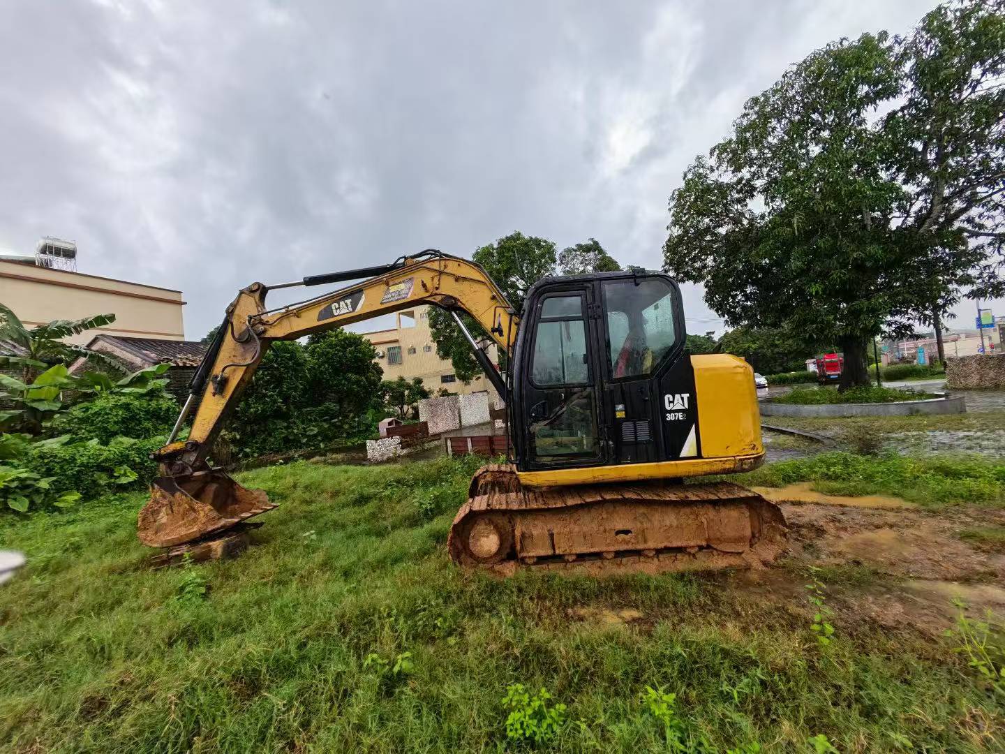 Buy Caterpillar 307B Used Excavator / 4