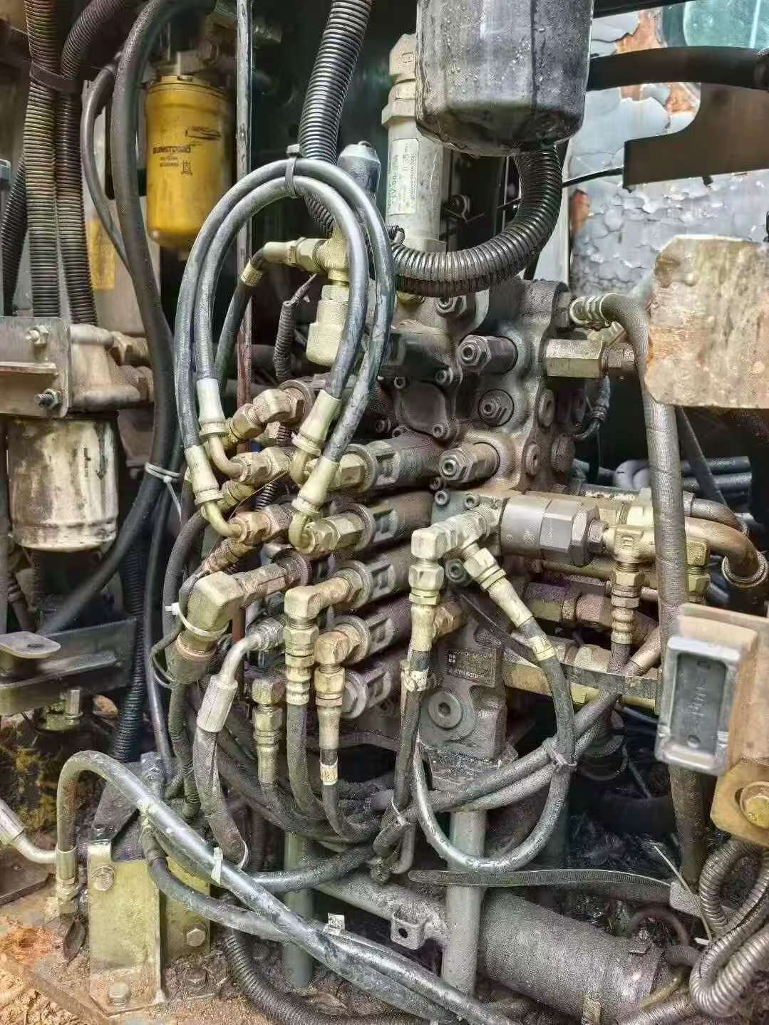 شراء حفارة Sumitomo SH80-6 مستعملة / 5