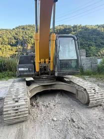 Buy Sumitomo S260 Used Excavator / 9 Buy Sumitomo S260 Used Excavator / 9