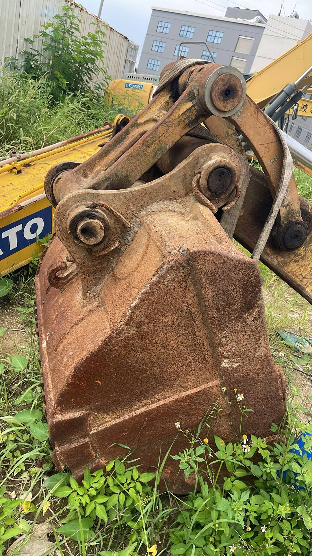 Buy Kato Used Excavator / 2 Buy Kato Used Excavator / 2