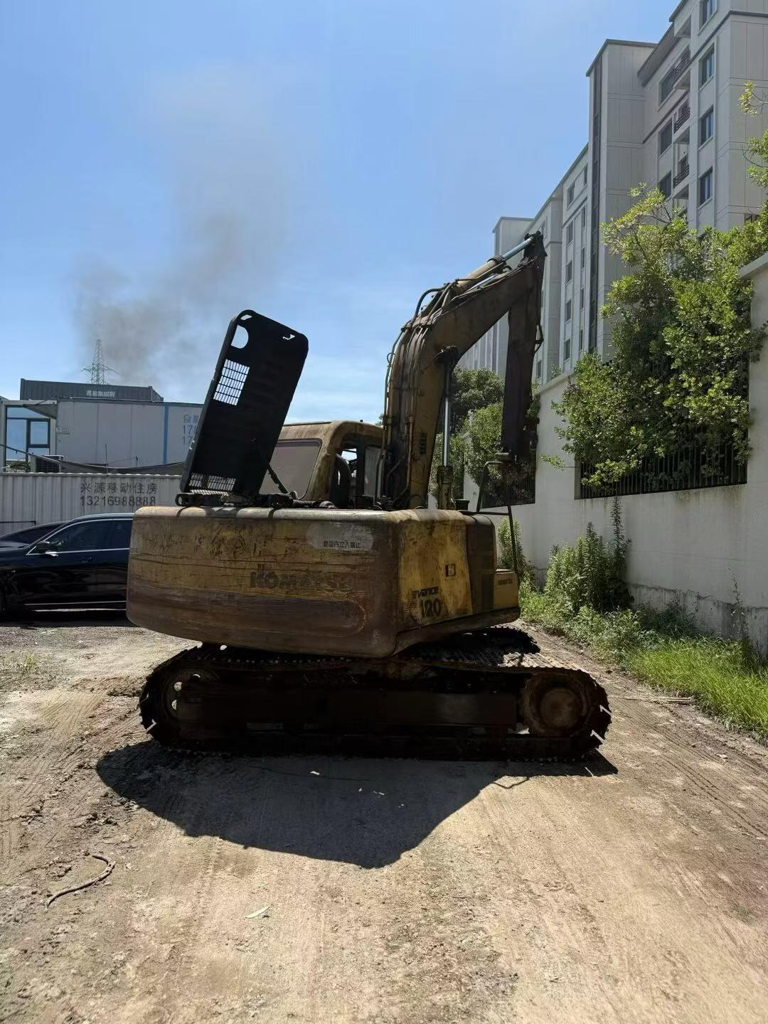 Buy Komatsu PC120-6 Used Excavator / 2 Buy Komatsu PC120-6 Used Excavator / 2