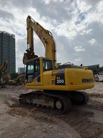 Buy Komatsu PC200-8N1 Used Excavator / 2 Buy Komatsu PC200-8N1 Used Excavator / 2