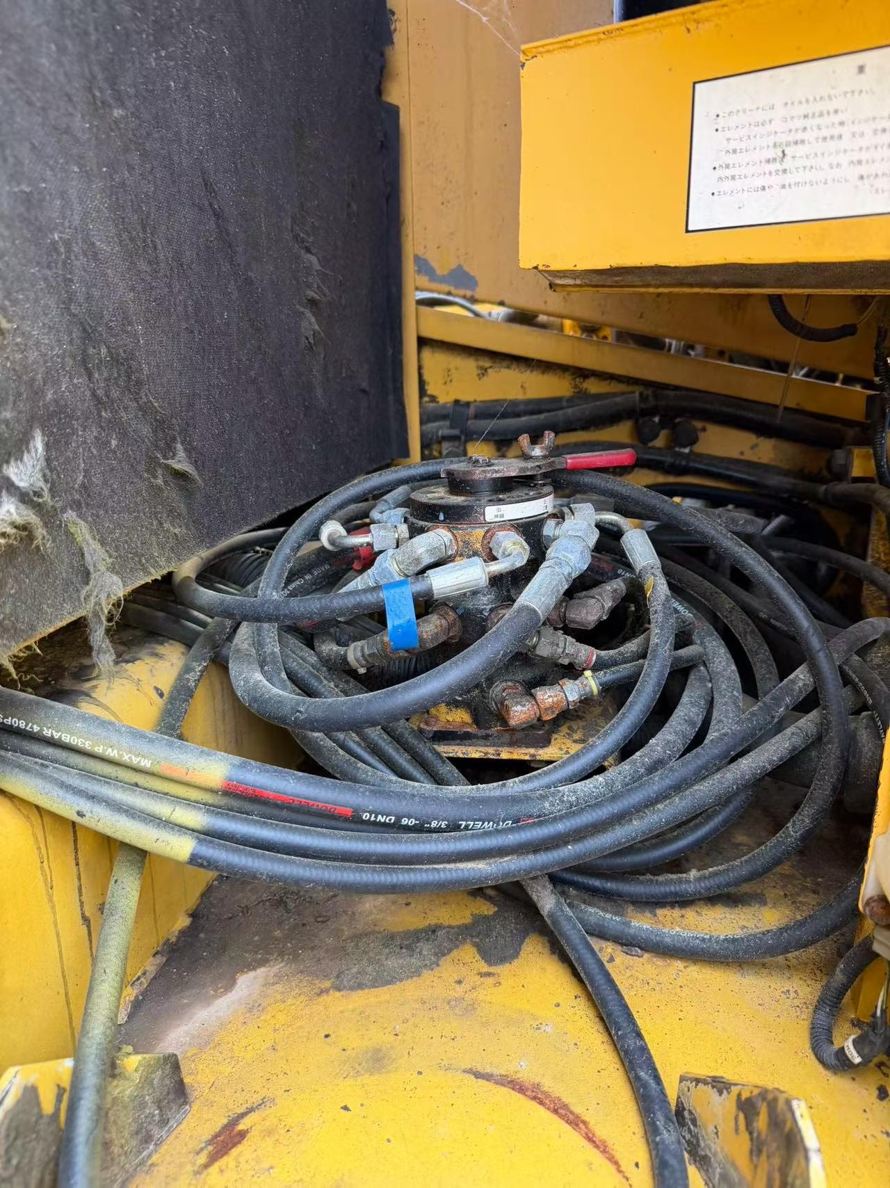 Buy Komatsu PC200-8N1 Used Excavator / 8 Buy Komatsu PC200-8N1 Used Excavator / 8