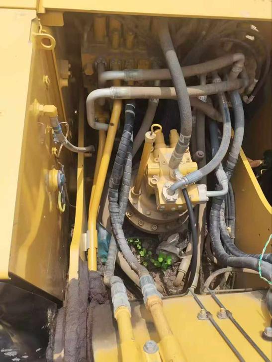Buy Caterpillar 320D Used Excavator / 1