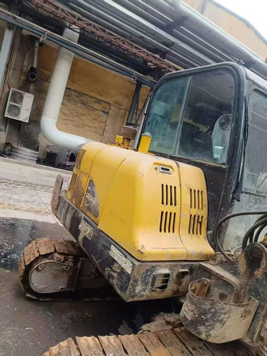 Buy Hyundai R60-7 Used Excavator / 1