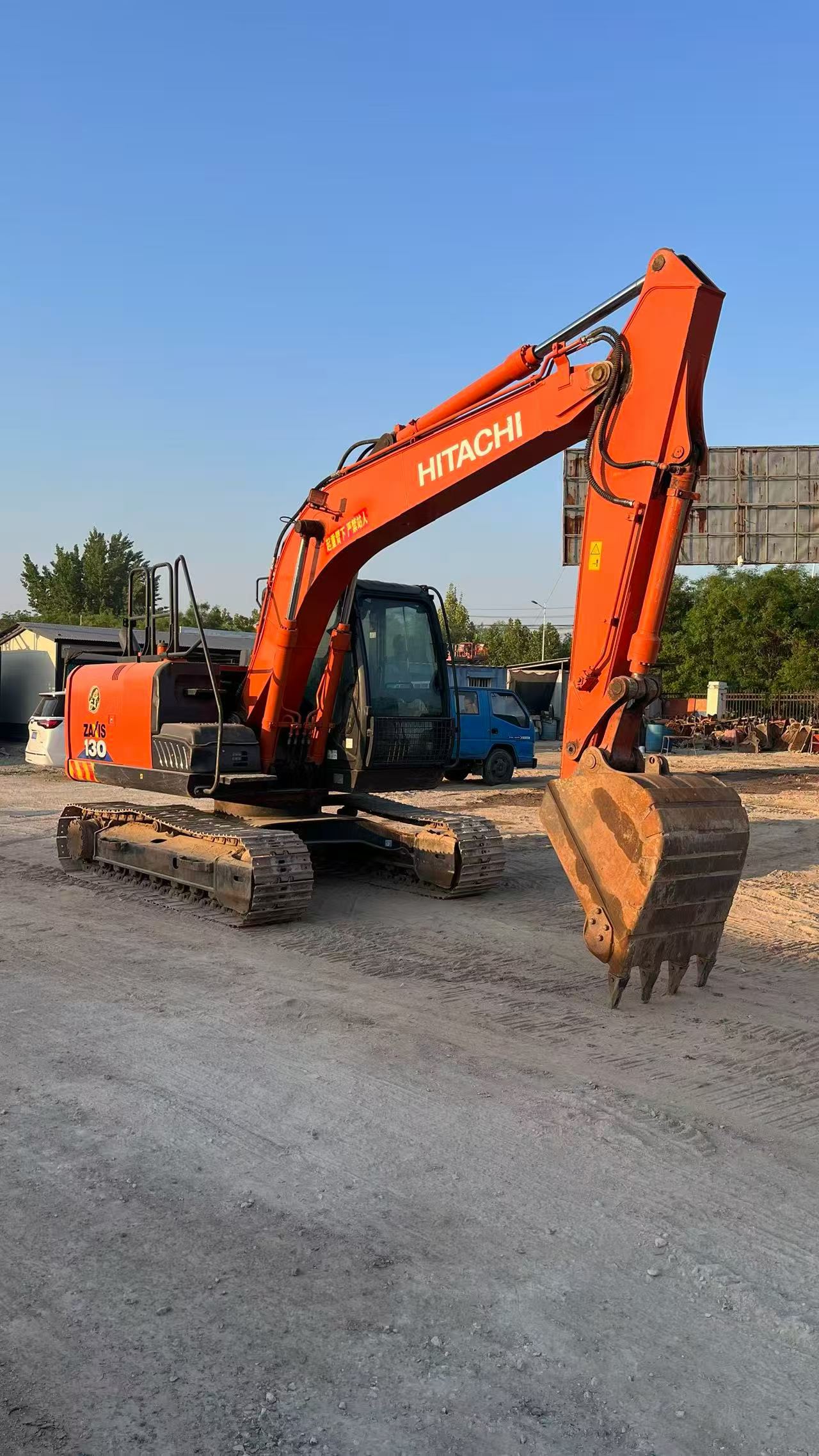 Buy Hitachi EX130 Used Excavator / 6 Buy Hitachi EX130 Used Excavator / 6