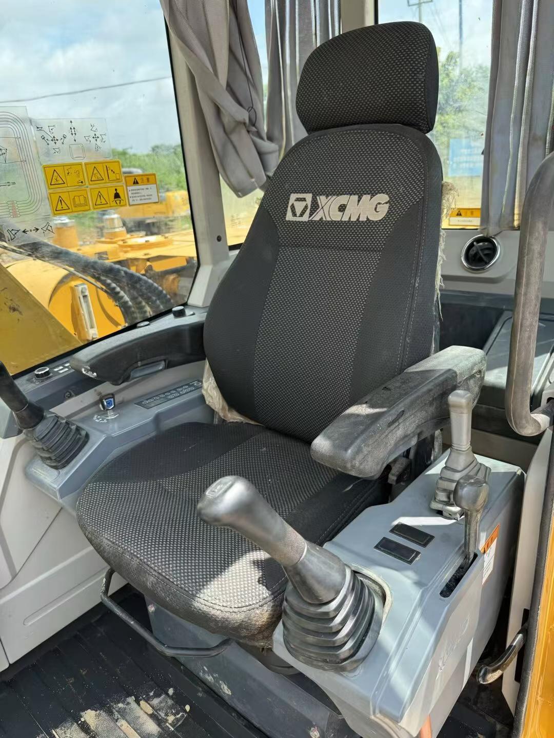 Buy XCMG XE75C Used Excavator / 6 Buy XCMG XE75C Used Excavator / 6