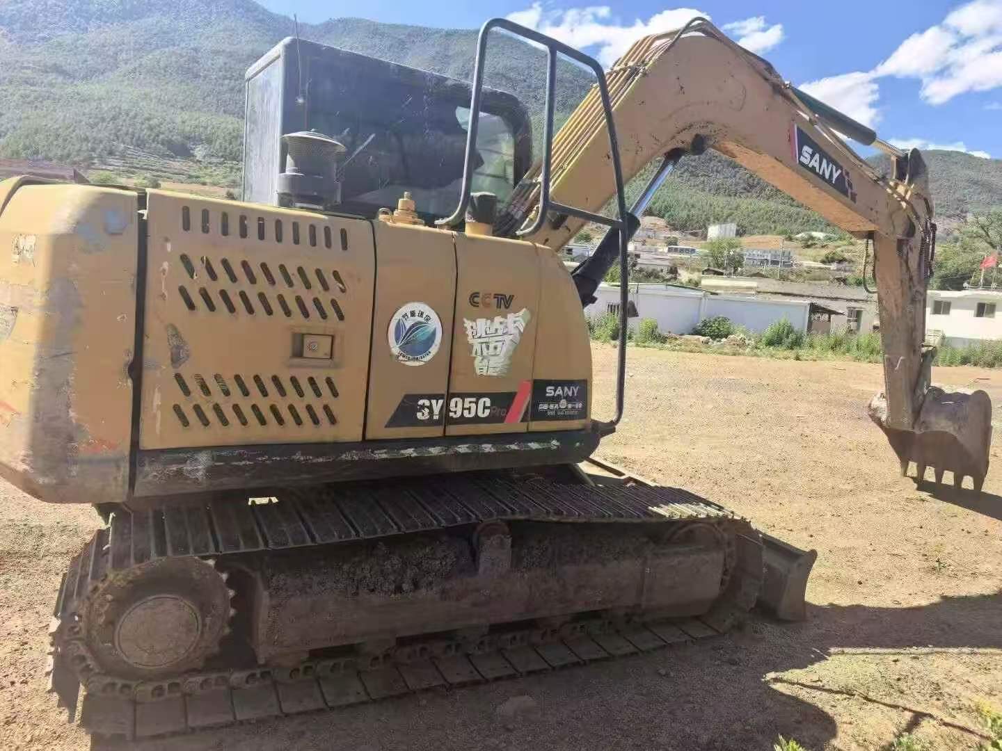 Купить Sany SY95C Подержанный Экскаватор