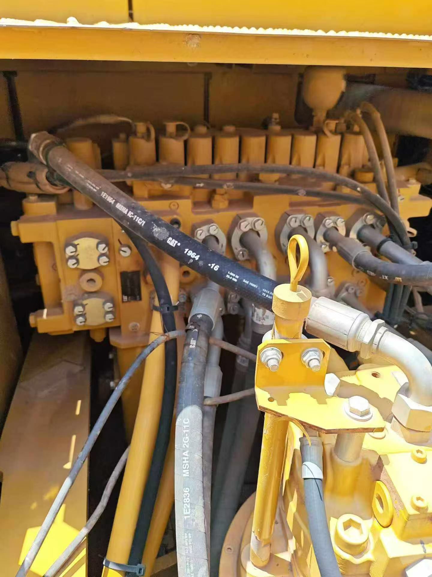 Buy Caterpillar 326DL Used Excavator / 1