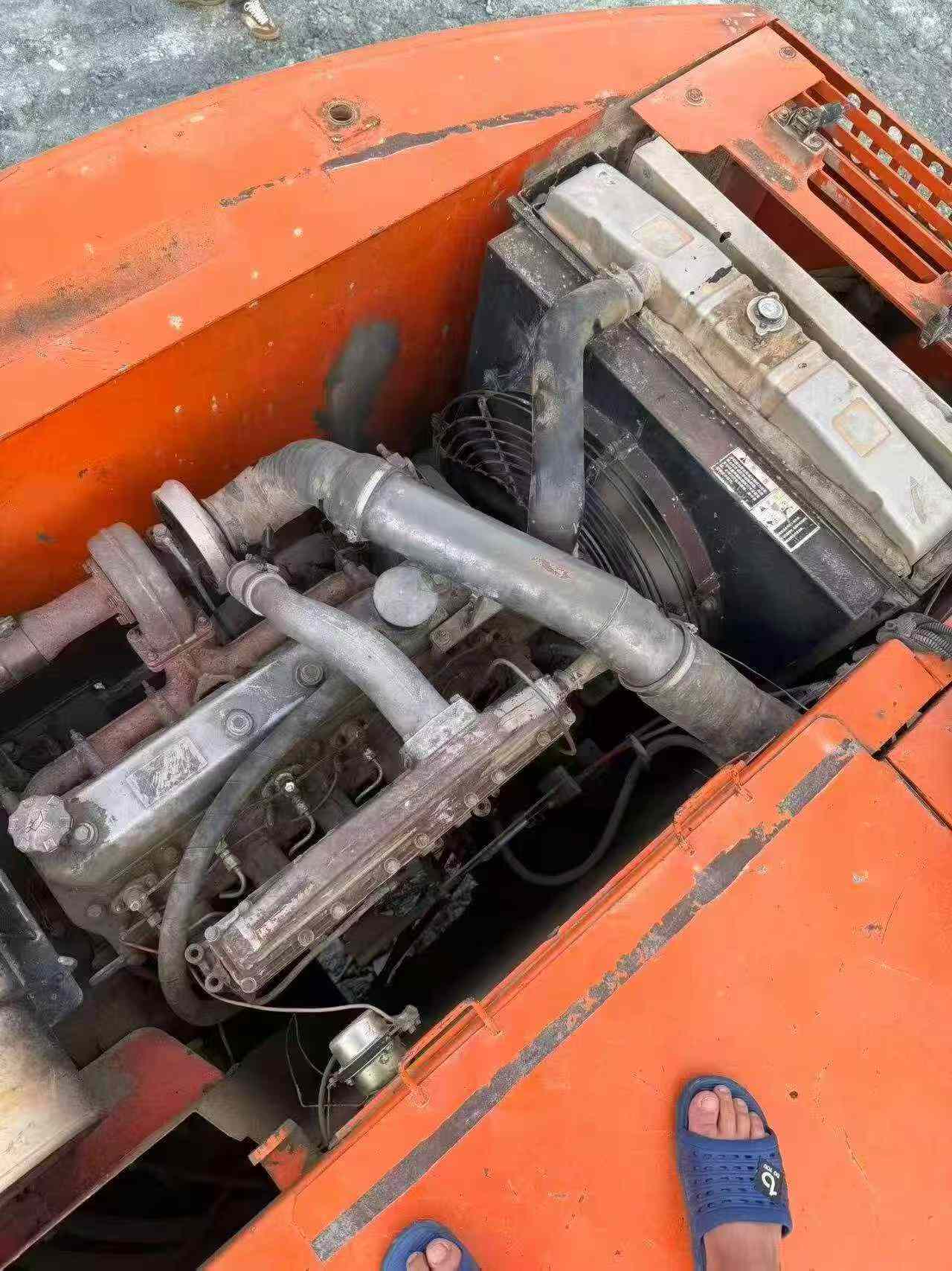 Buy Doosan DH220-7 Used Excavator / 4 Buy Doosan DH220-7 Used Excavator / 4