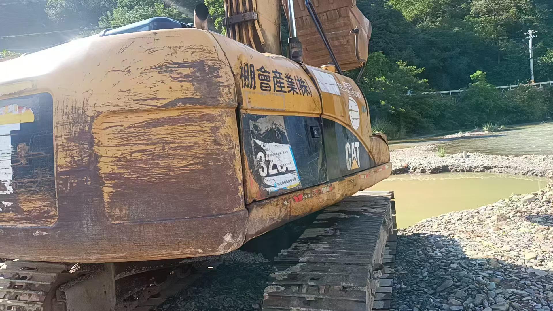 Buy Caterpillar 320D Used Excavator / 5 Buy Caterpillar 320D Used Excavator / 5