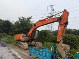 Buy Hitachi ZX200-6 Used Excavator / 7 Buy Hitachi ZX200-6 Used Excavator / 7