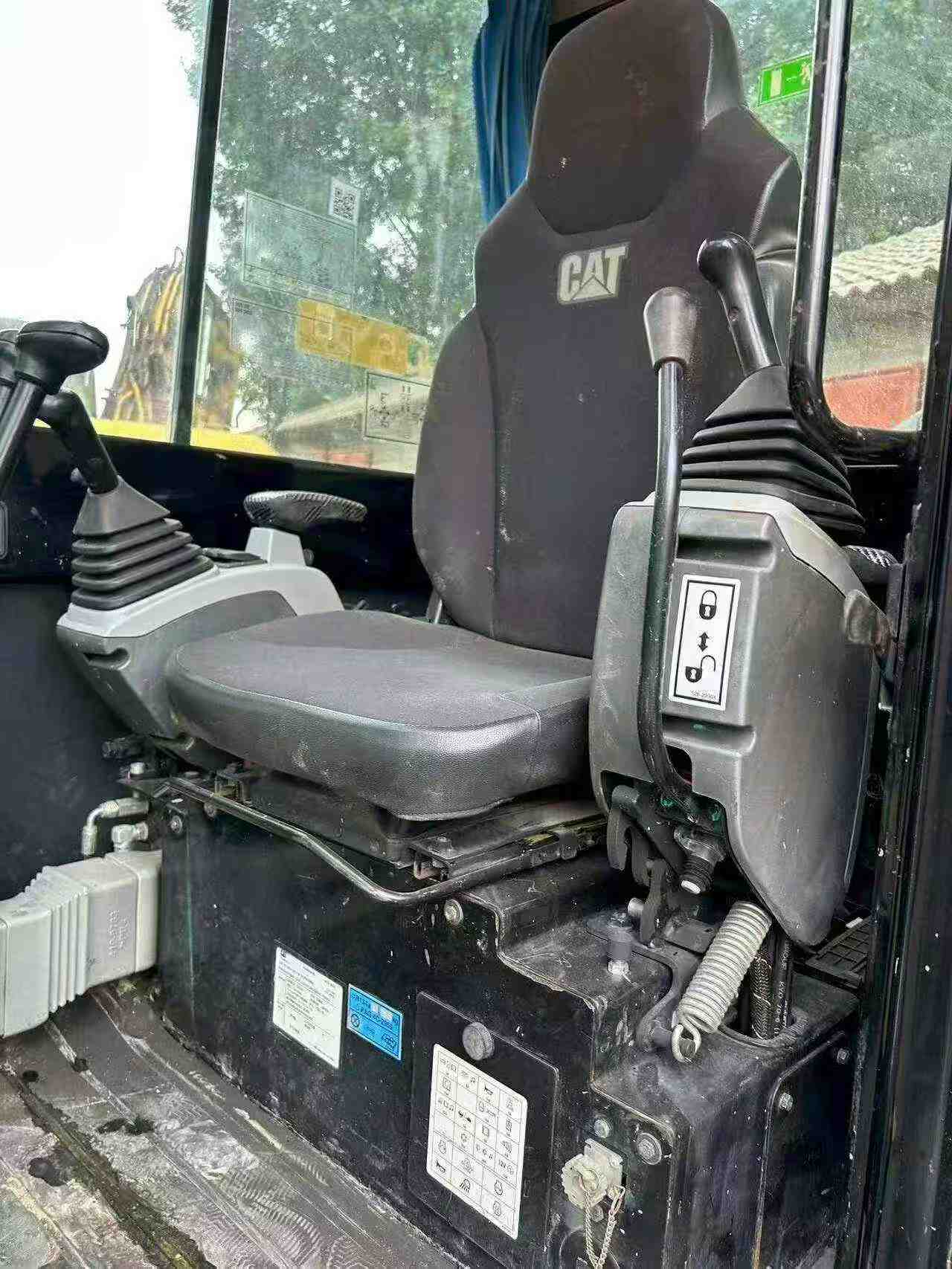 Buy Caterpillar 305.5 Used Excavator / 9 Buy Caterpillar 305.5 Used Excavator / 9