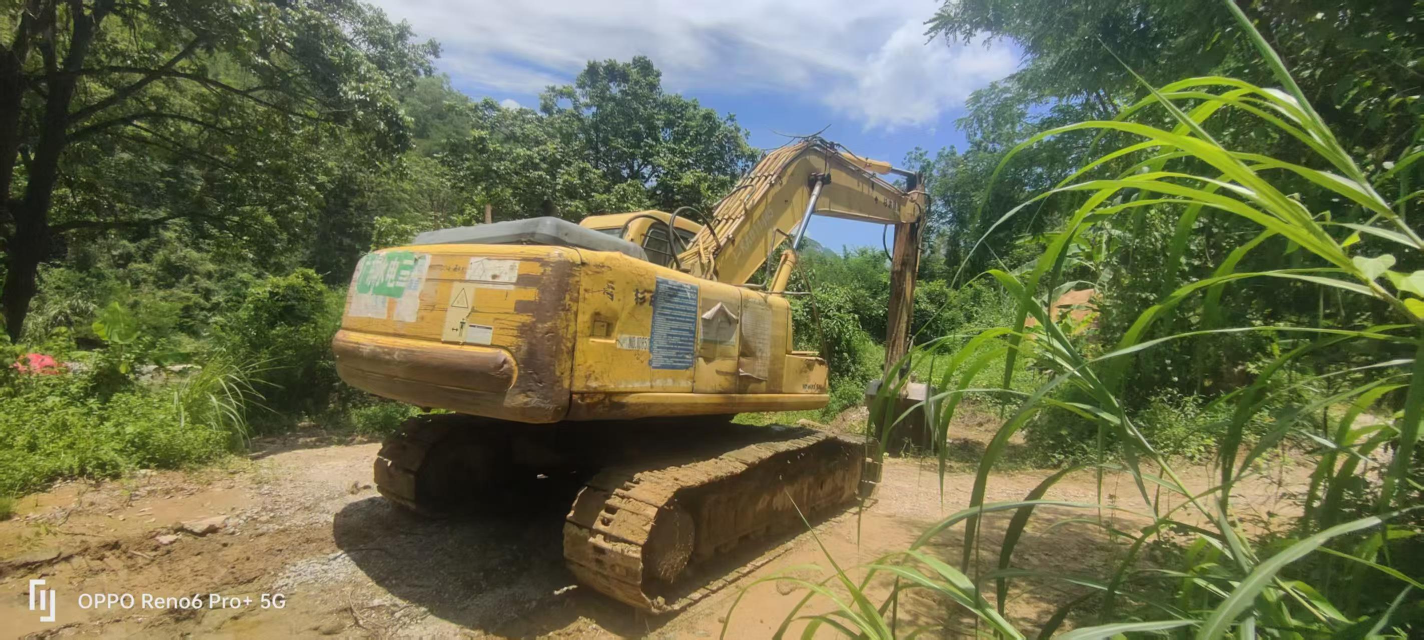 Buy Komatsu PC200-6 Used Excavator / 8 Buy Komatsu PC200-6 Used Excavator / 8