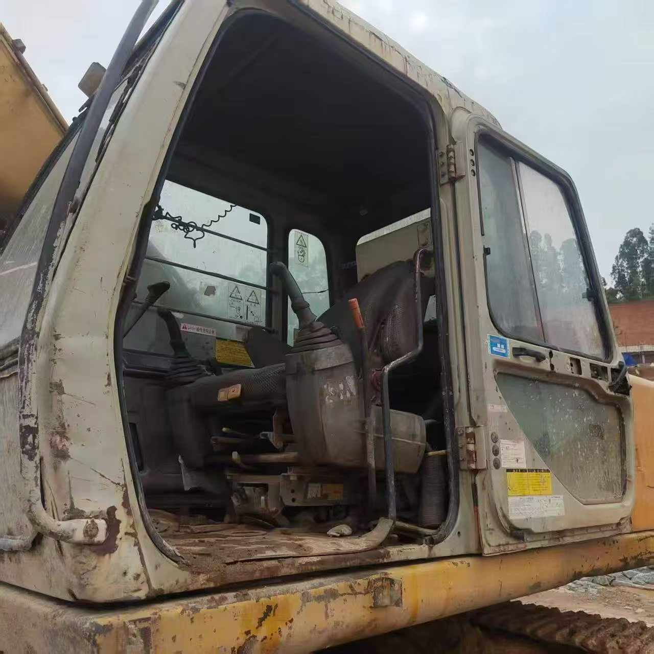 Buy Kato Used Excavator / 5 Buy Kato Used Excavator / 5