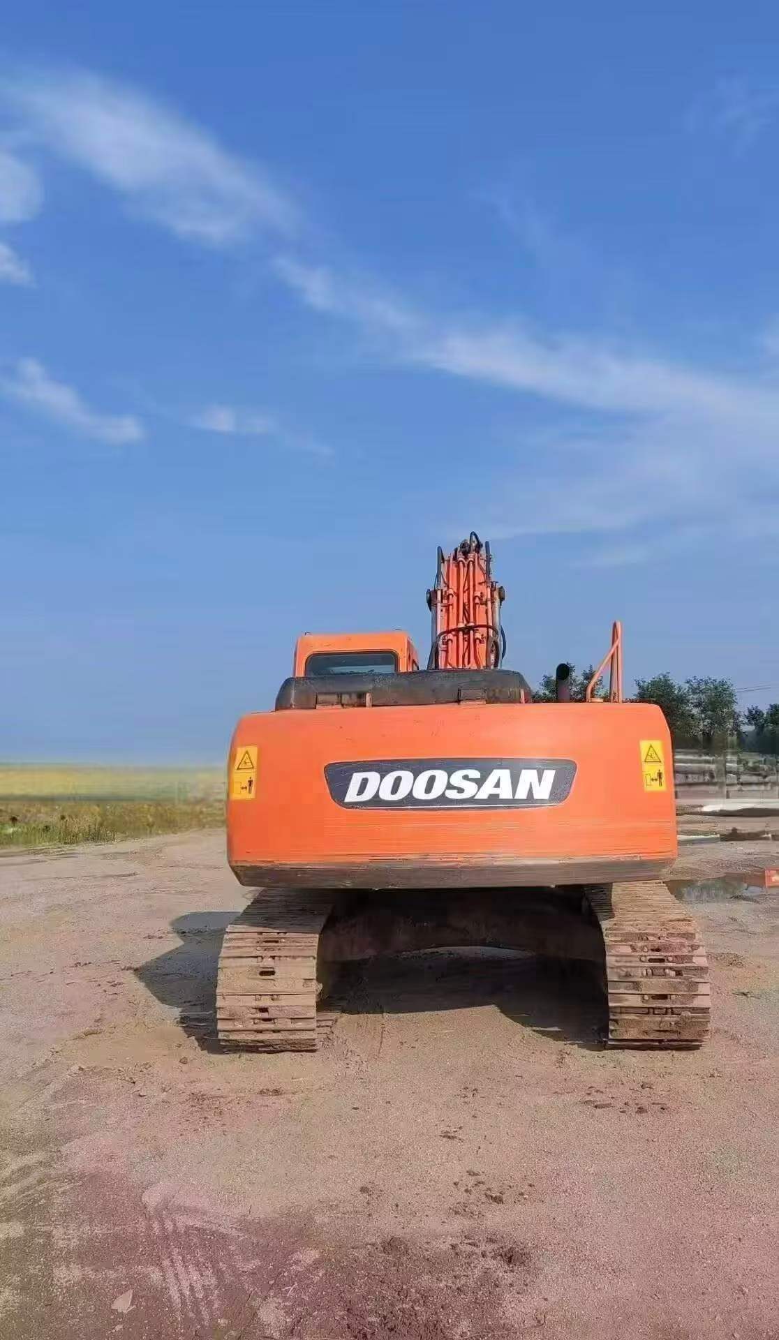 Buy Doosan DH225-7 Used Excavator / 4 Buy Doosan DH225-7 Used Excavator / 4