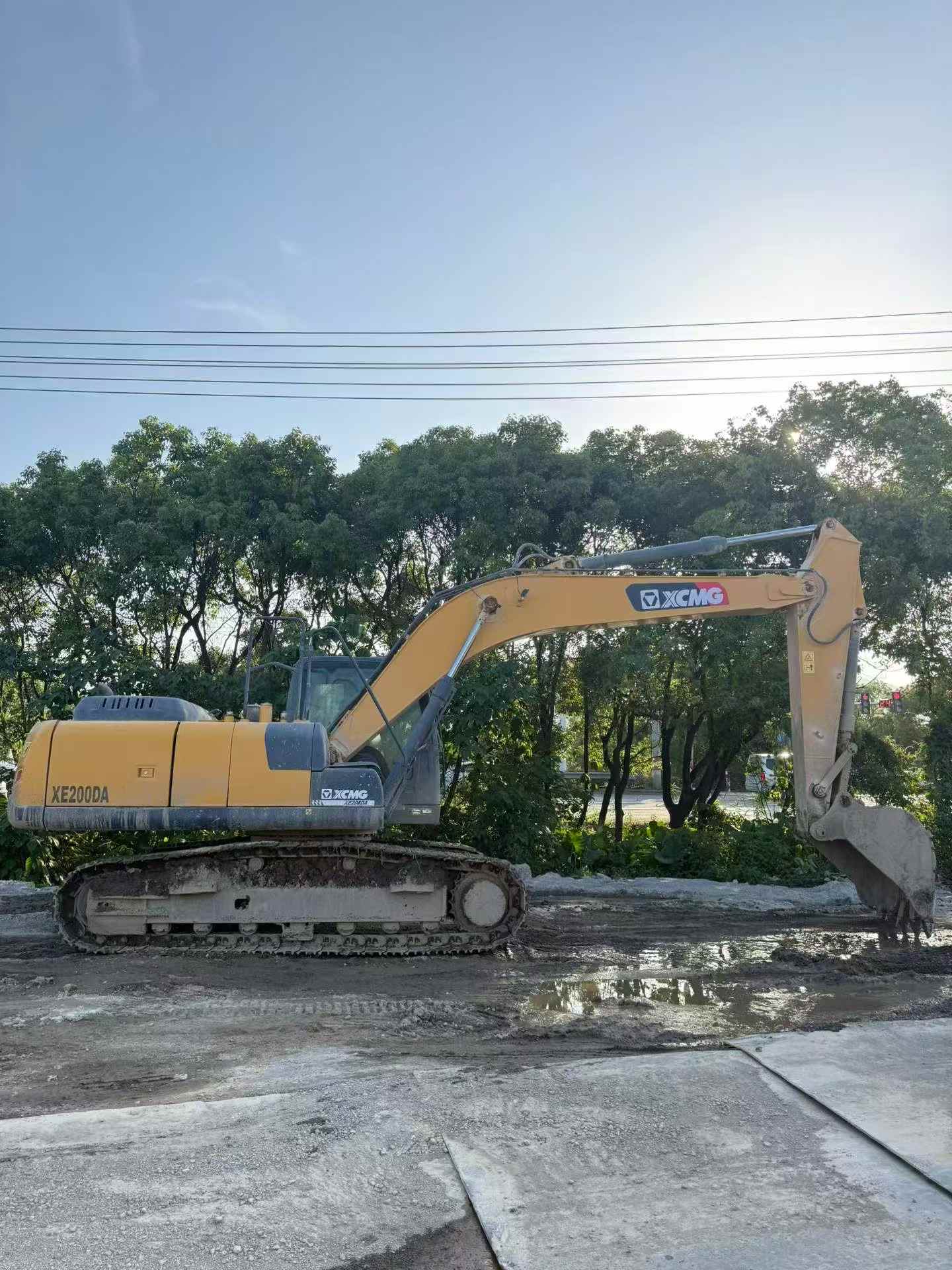 Buy XCMG XE200DA Used Excavator