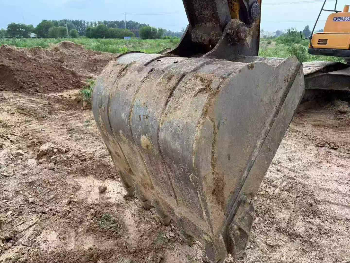 Buy Sany SY235C-8 Used Excavator / 4 Buy Sany SY235C-8 Used Excavator / 4