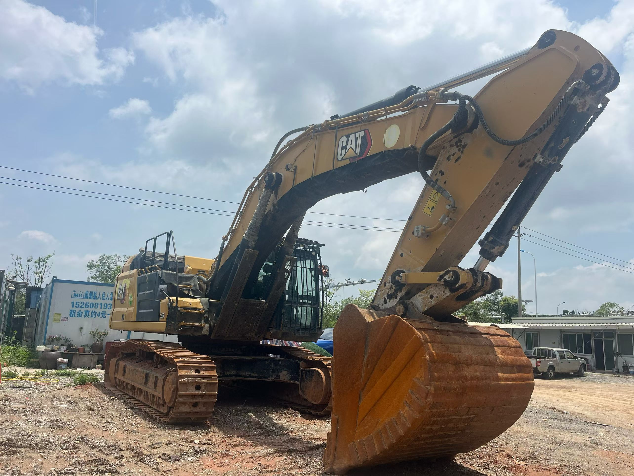 Buy Caterpillar CAT355 Used Excavator / 9 Buy Caterpillar CAT355 Used Excavator / 9