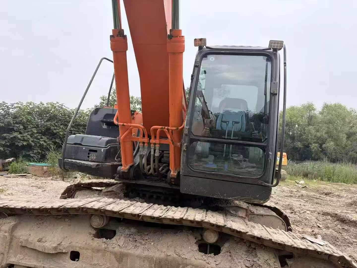 Buy Hitachi ZX300-5A Used Excavator / 4 Buy Hitachi ZX300-5A Used Excavator / 4