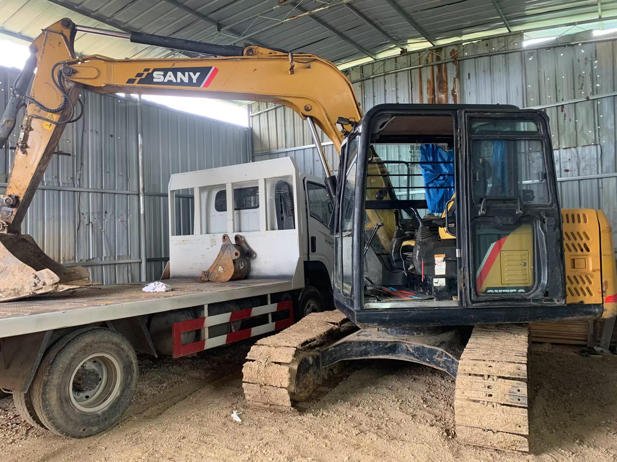 Buy Sany SY75 Used Excavator / 1
