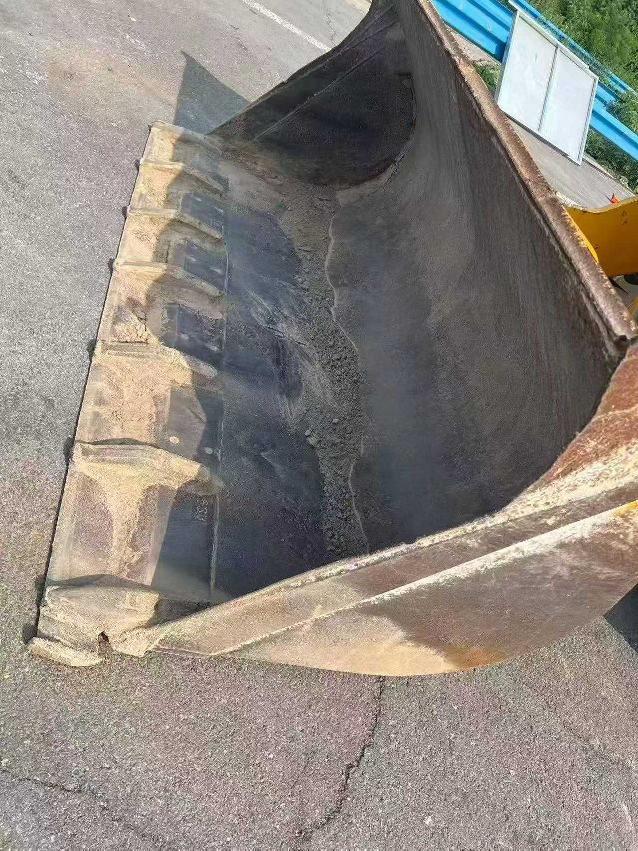 Buy XCMG LW300K Used Loader / 5 Buy XCMG LW300K Used Loader / 5