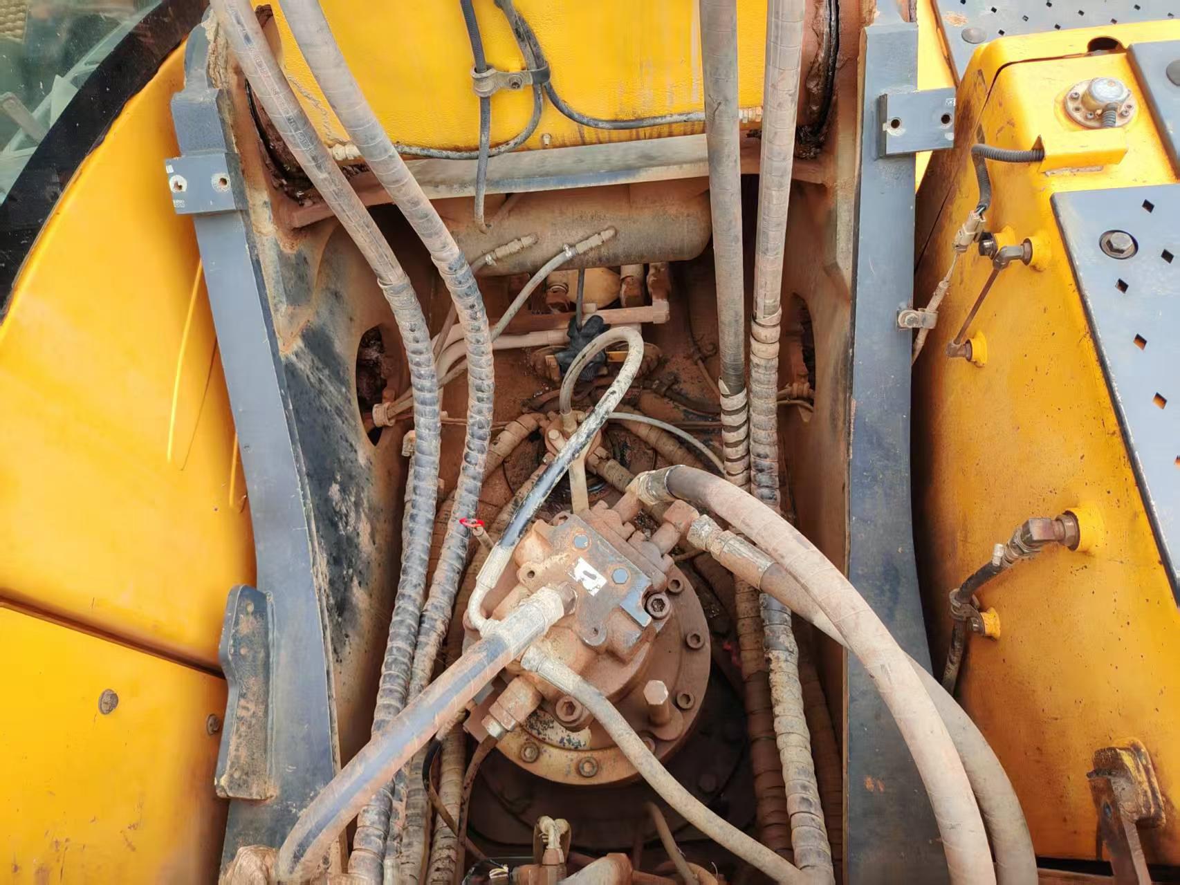 Buy Hyundai R305LC-7 Used Excavator / 6 Buy Hyundai R305LC-7 Used Excavator / 6