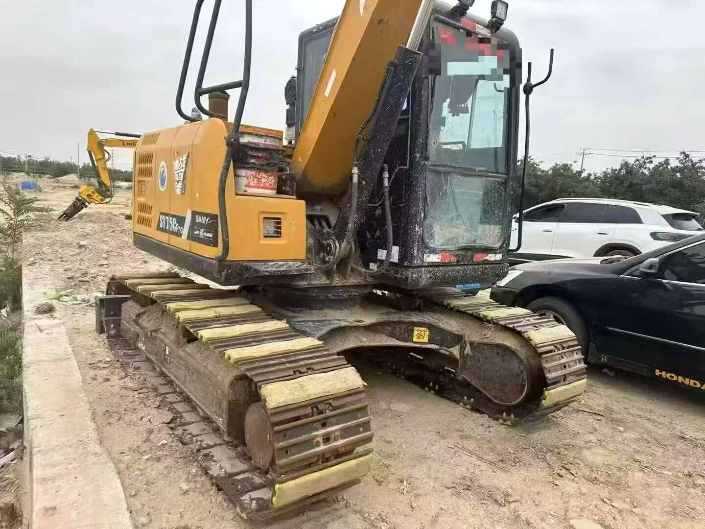 Buy Sany SY75 Used Excavator / 1