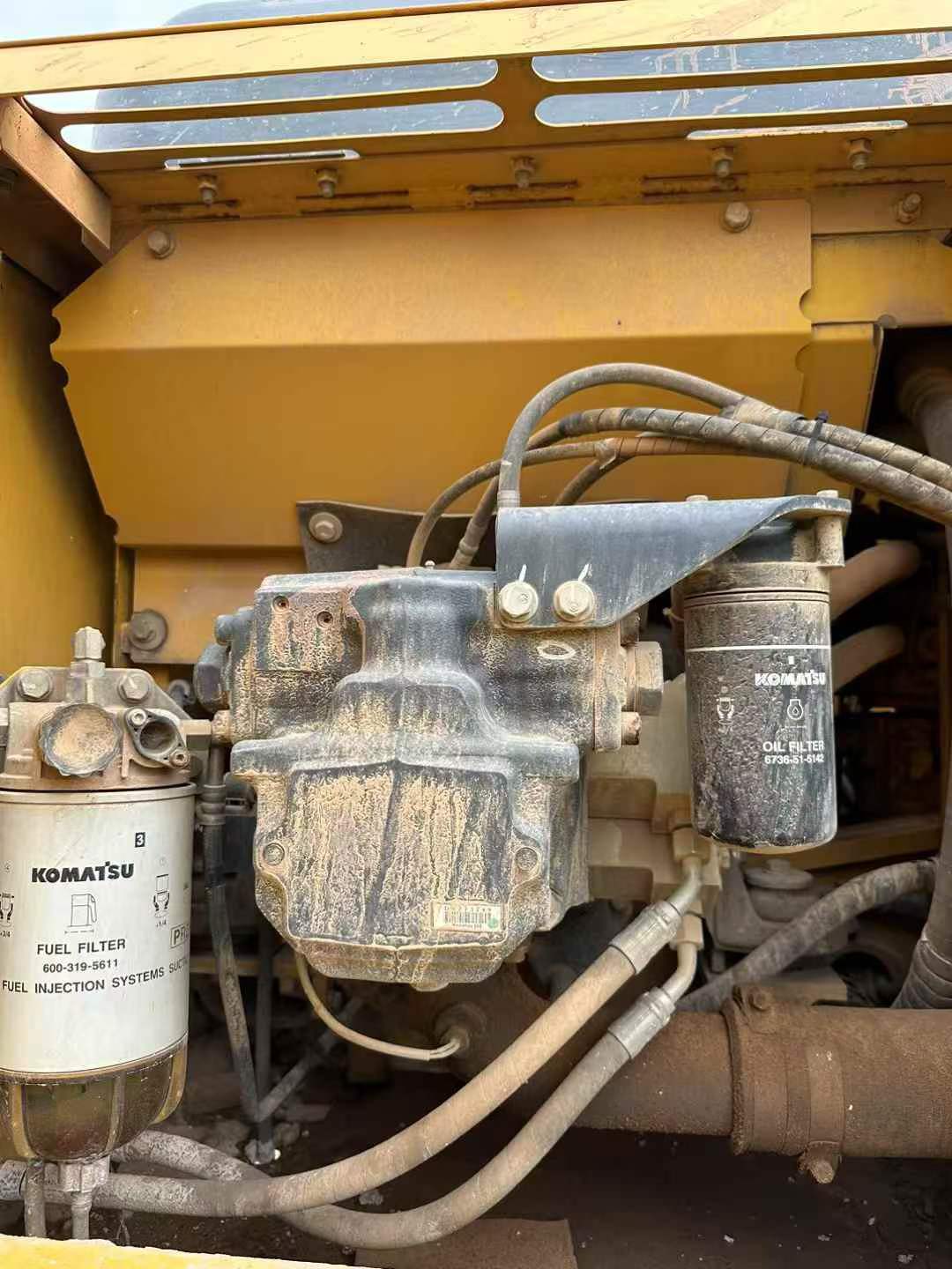 Compre Excavadora Komatsu PC210-6 Usada / 8 Compre Excavadora Komatsu PC210-6 Usada / 8