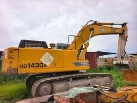 Buy Kato Used Excavator / 4 Buy Kato Used Excavator / 4
