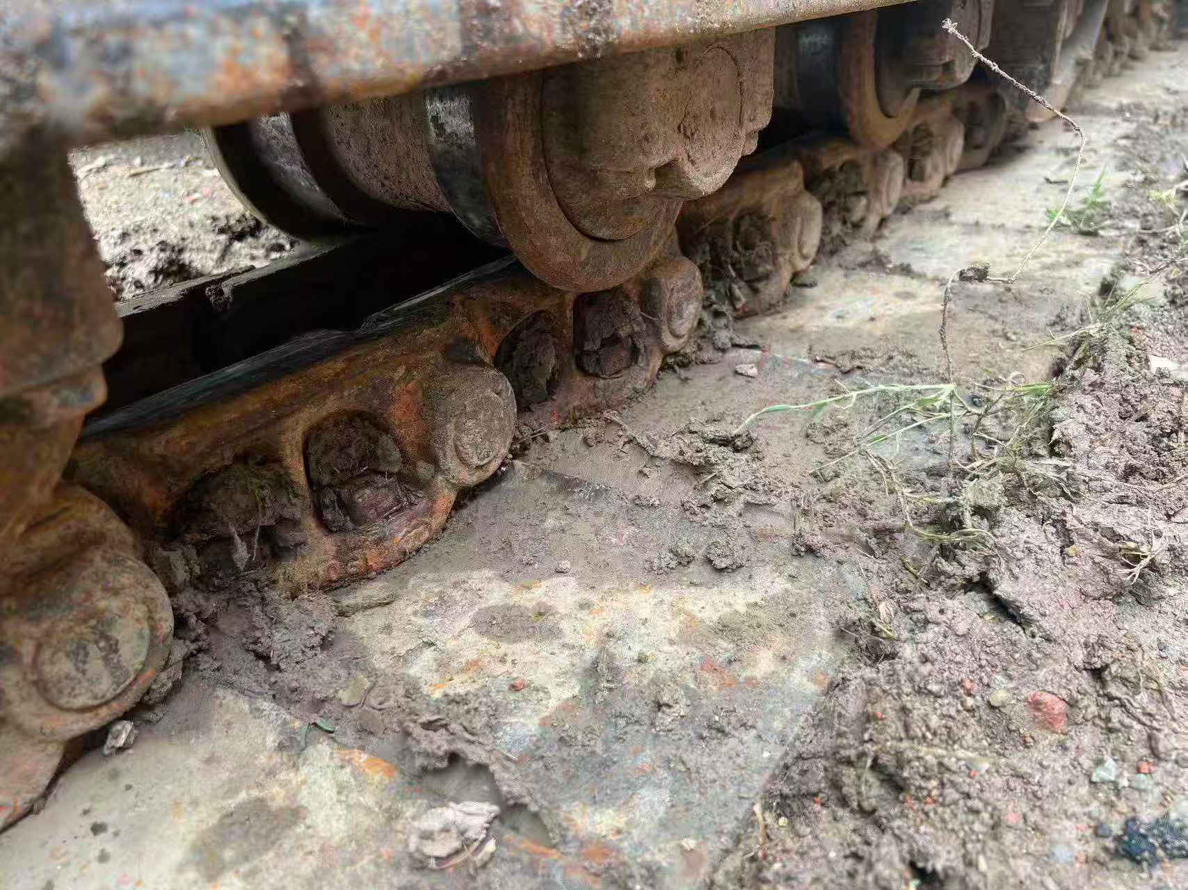 Buy Hitachi EX200-3 Used Excavator / 4 Buy Hitachi EX200-3 Used Excavator / 4