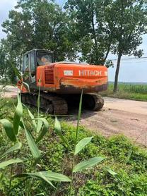 Buy Hitachi EX200-3 Used Excavator / 9 Buy Hitachi EX200-3 Used Excavator / 9