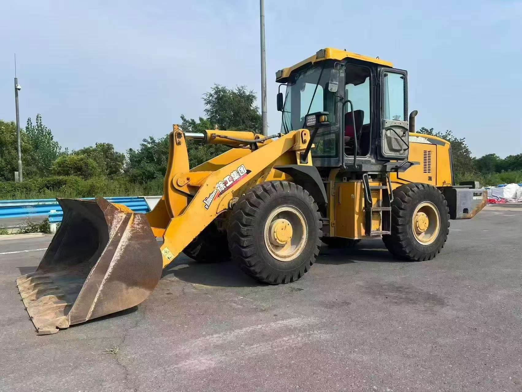 Buy XCMG LW300K Used Loader / 2 Buy XCMG LW300K Used Loader / 2