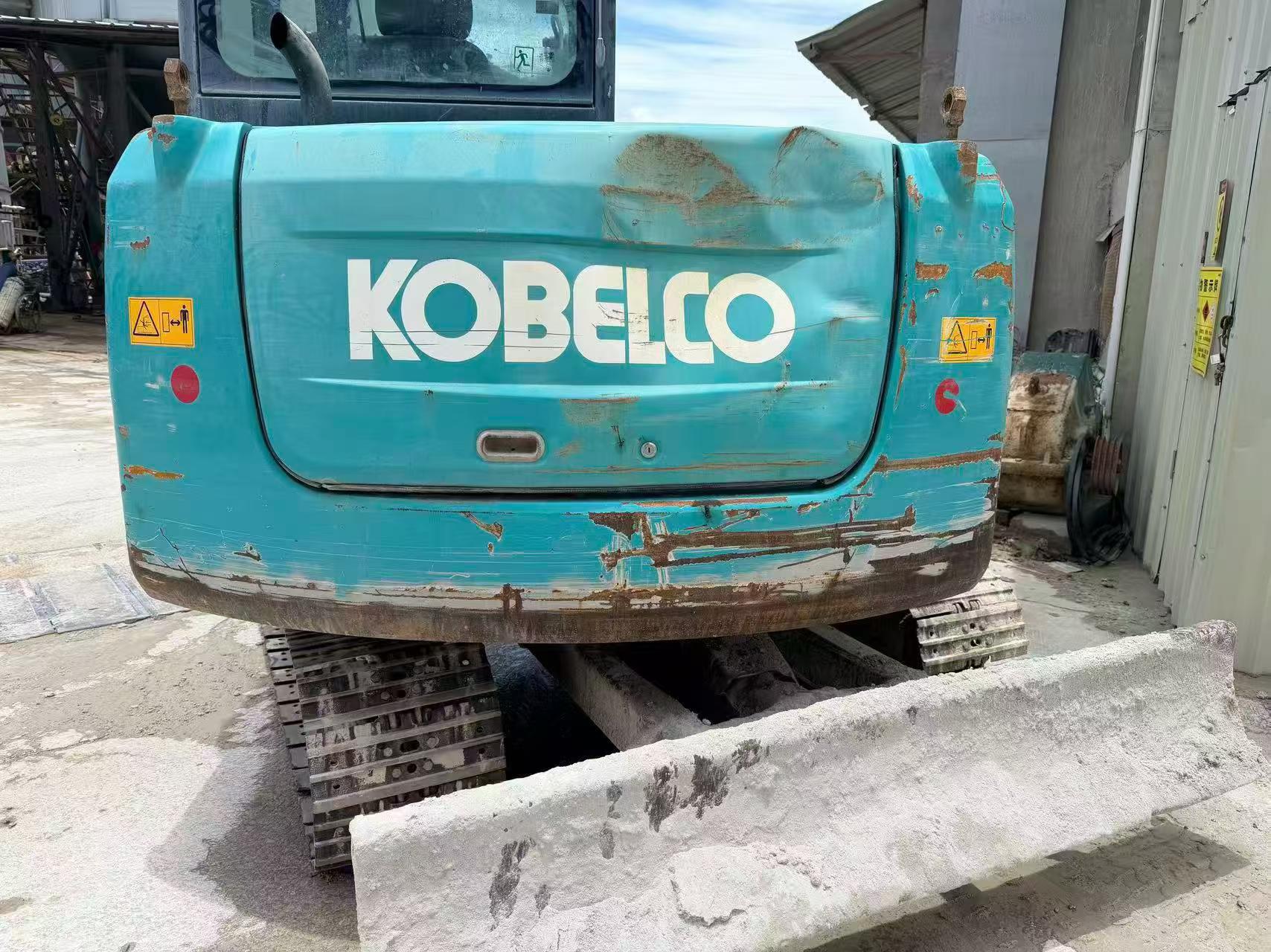 Buy Kobelco SK60 Used Excavator / 6