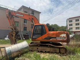 Buy Doosan DH220-7 Used Excavator / 2 Buy Doosan DH220-7 Used Excavator / 2