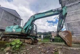 Buy Kobelco SK130-8 Used Excavator / 2 Buy Kobelco SK130-8 Used Excavator / 2