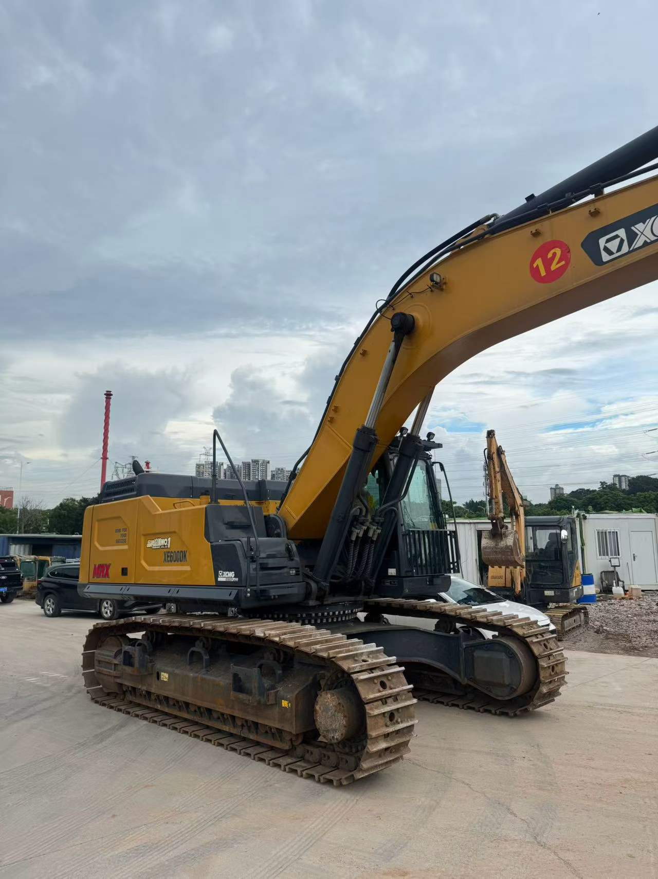 Buy XCMG XE600DK Used Excavator / 1