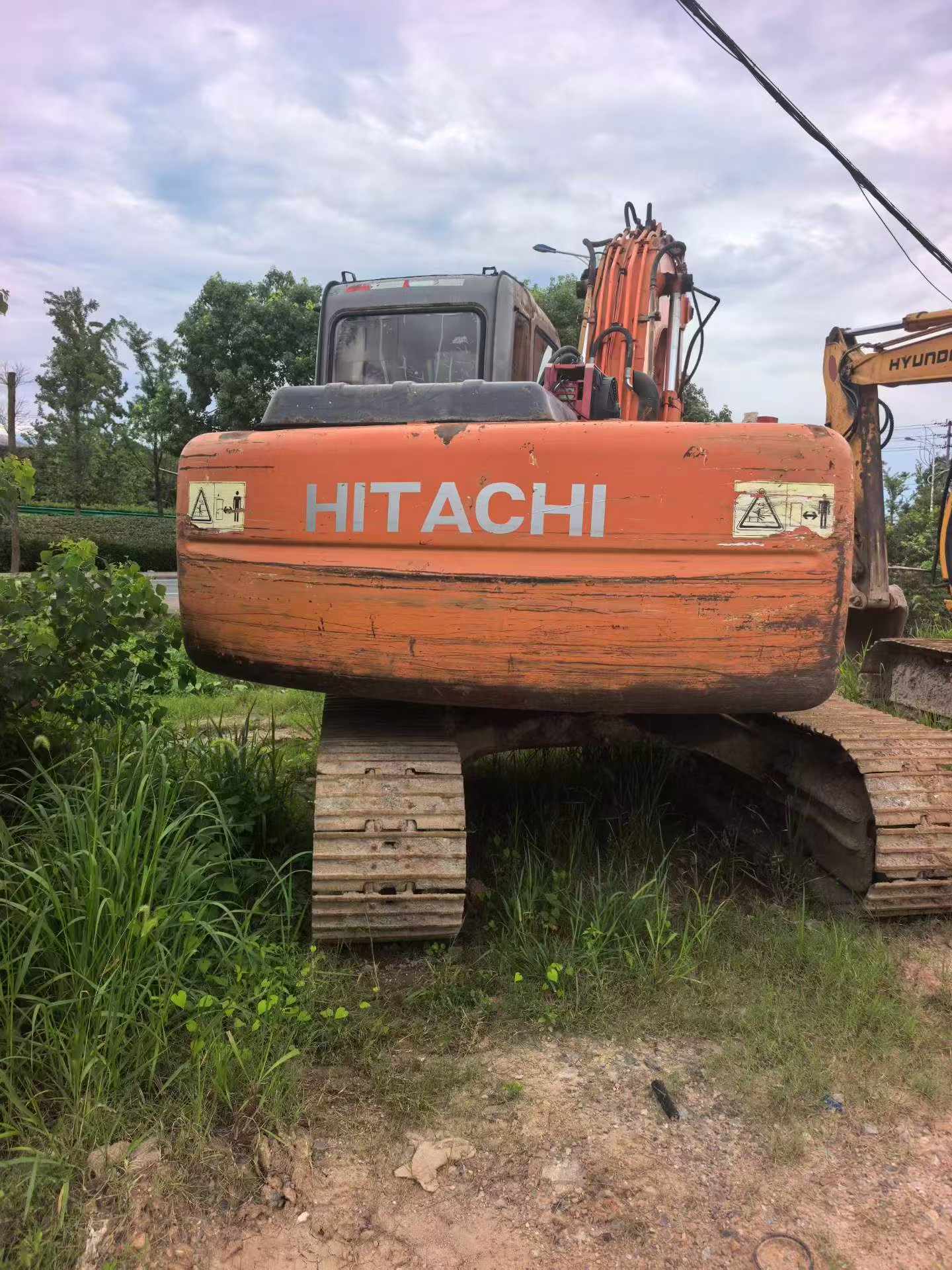 Buy Hitachi EX120-6 Used Excavator / 8 Buy Hitachi EX120-6 Used Excavator / 8