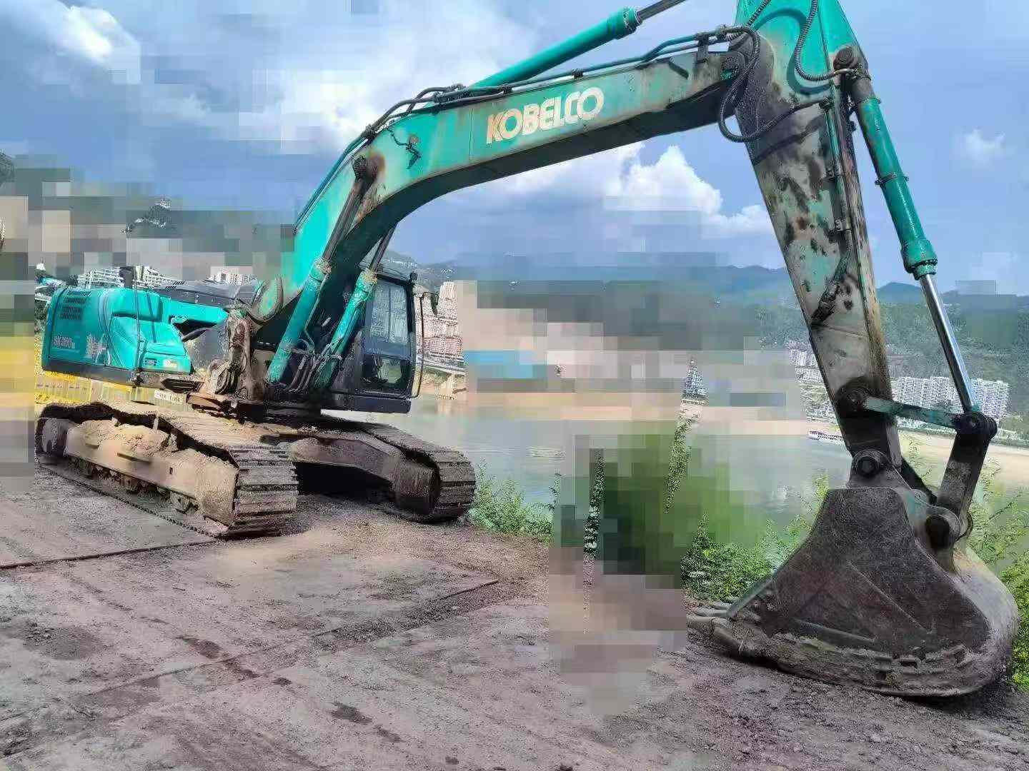 Buy Kobelco SK305LC-10 SuperX Used Excavator / 1