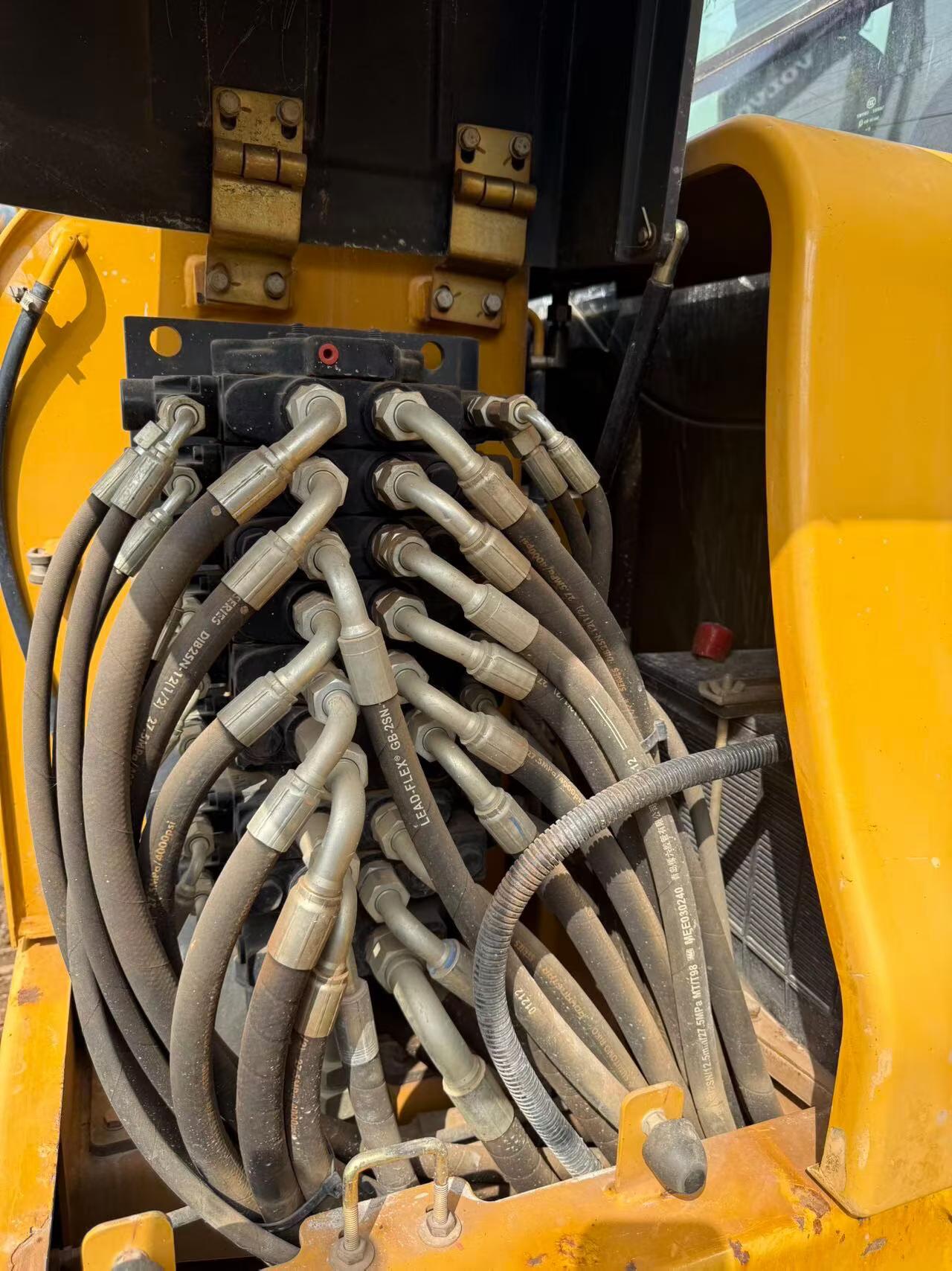 Buy XCMG XE60 Used Excavator / 5