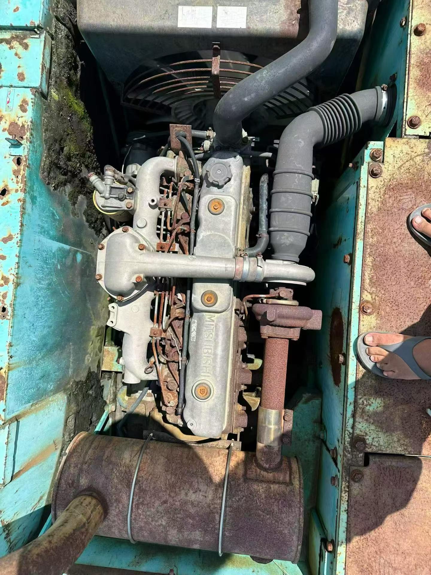 Buy Kobelco SK200-5.5 Used Excavator / 7 Buy Kobelco SK200-5.5 Used Excavator / 7